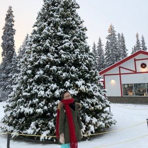 Meet your Posher, Cece